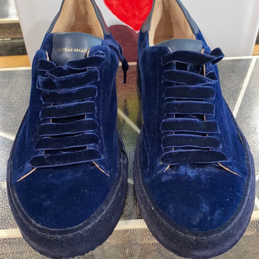 Sergio Amaranti.  Navy blue velvet women's tennis shoes no.6.5  (37 Italy)